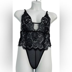 Adore Me Large Black Floral Lace Underwire Thong Lingerie Teddy Babydoll